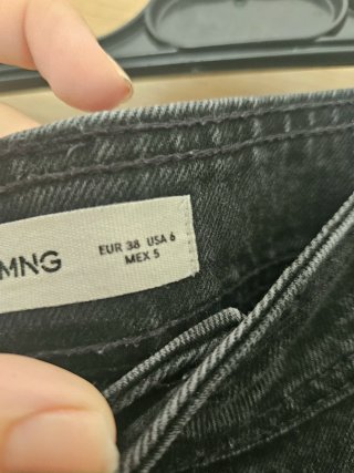 Pantalones vaqueros anchos negros Mango