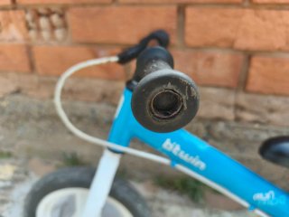 Bicicleta sin pedales azul Decathlon