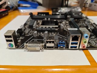 Placa Base Gigabyte B560M DS3H V2 LGA 1200