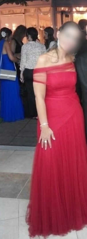Vestido de fiesta rojo, marca Aire Barcelona