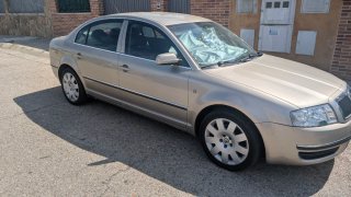 Skoda Superb 2003