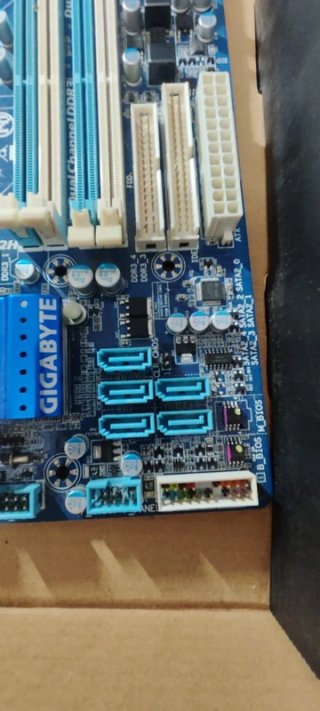 Placa Base Gigabyte GA-H55M-UD2H
