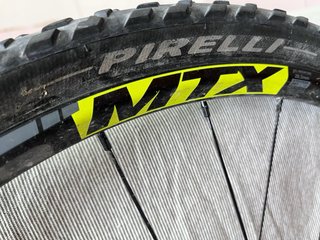Ruedas Gravel Pirelli MTX 28.5 Poco Uso
