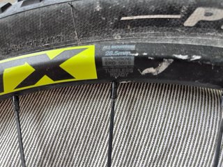 Ruedas Gravel Pirelli MTX 28.5 Poco Uso