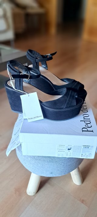 Sandalias Pedro del Hierro Ante Negro