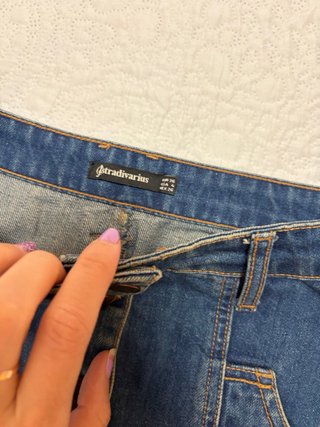 Falda vaquera, denim. Azul. Stradivarius talla S
