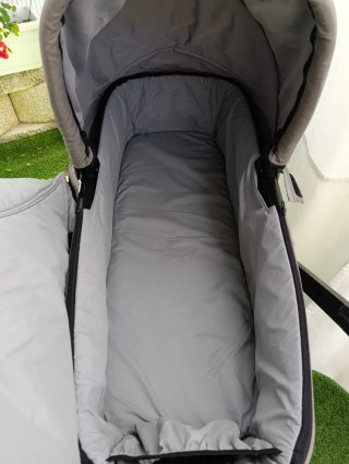 Carro de bebé Joie chrome gris