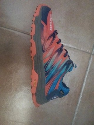 Zapatillas Chiruca senderismo azul/naranja