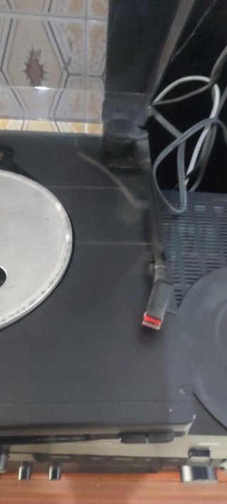 Tocadiscos Kenwood Negro