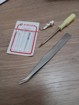 Remalladora Singer 14SH754