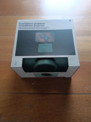 Proyector Smartphone con material reciclado