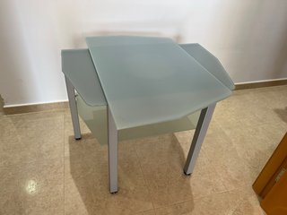 Mesa TV giratoria acero y cristal templado lacado