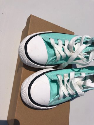 Bambas aguamarina talla 40