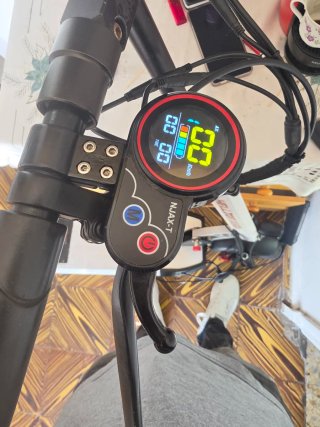 Patineta Eléctrica Helliot Anda Bien