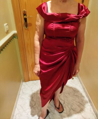 Vestido de fiesta burdeos talla 38