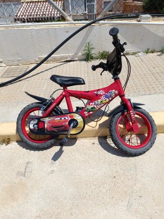 Bicicleta Infantil Disney Cars 12