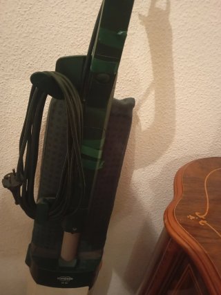 Aspiradora Vorwerk VK 121 + Accesorios