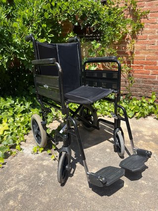 Silla de ruedas plegable