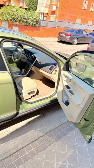 VOLVO XC60 SUMMUM VENDO O CAMBIO