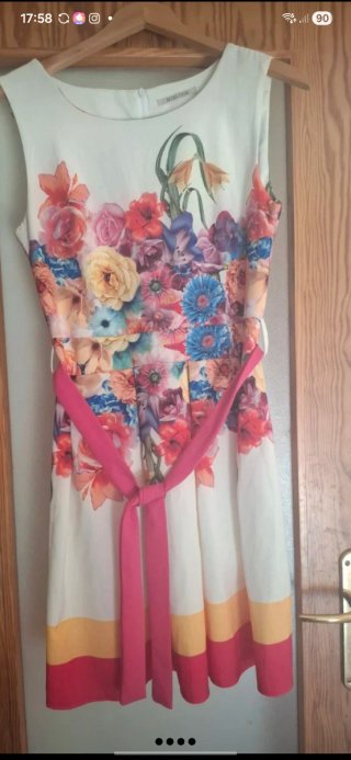 Vestido MISS ONE S floral.Ideal eventos! Divino !