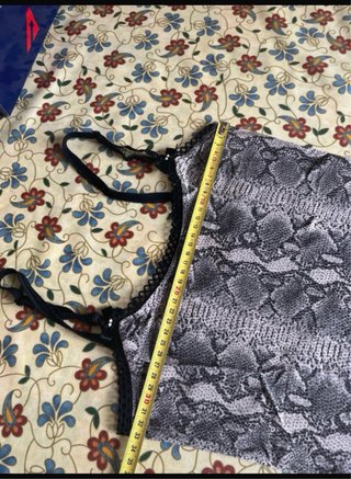 Top elasticizzato stampa pitone taglia M