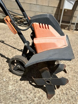 Motocultor Eléctrico Naranja