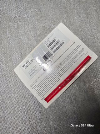 Windows 10 Pro 64-bit DVD