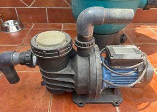 Depuradora de arena para piscina 250 €por todo