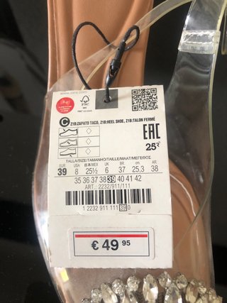Zapatos Zara Beige/Plata con Pedrería