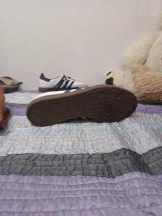 Adidas Samba OG Talla 43 Blanco/Azul Marino.