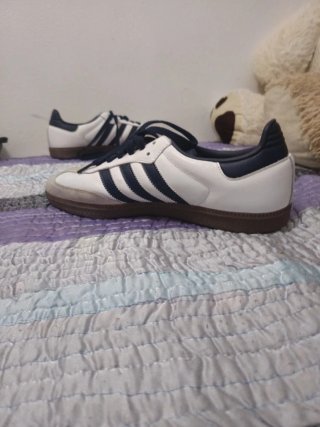 Adidas Samba OG Talla 43 Blanco/Azul Marino.
