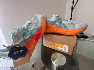 Asics Novablast 5 Tênis Corrida T43.5