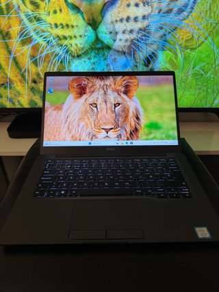 Ordenador portátil Dell i5 8 Generación