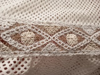 Camiseta calada beige/blanca talla M-L