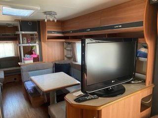 Caravana Hobby De Luxe 6.50