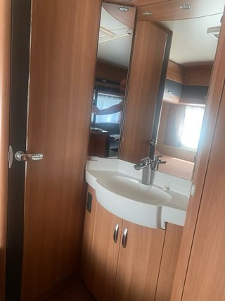 Caravana Hobby De Luxe 6.50