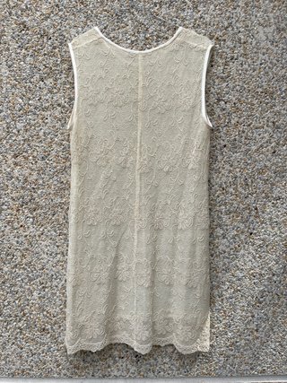 Blusa larga encaje beige Talla L