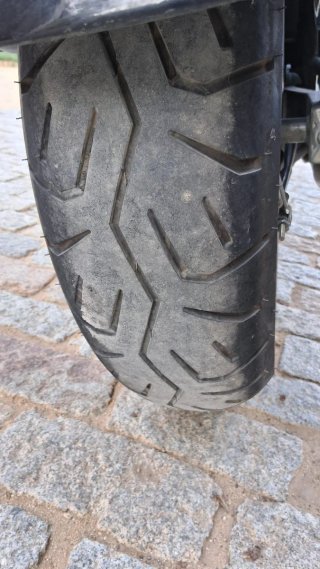 Suzuki Intruder Negra