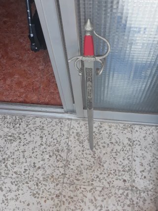 Espada decorativa años 80