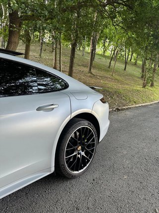Porsche Panamera 2020