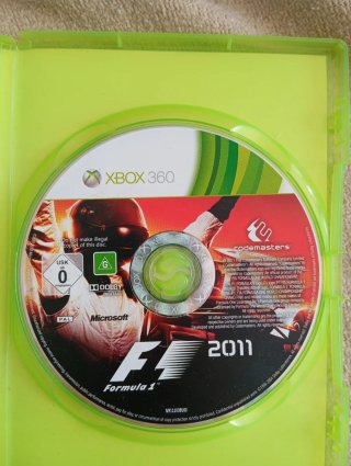 Lote 2 Giochi Xbox 360: F1 2011 e FIFA 13