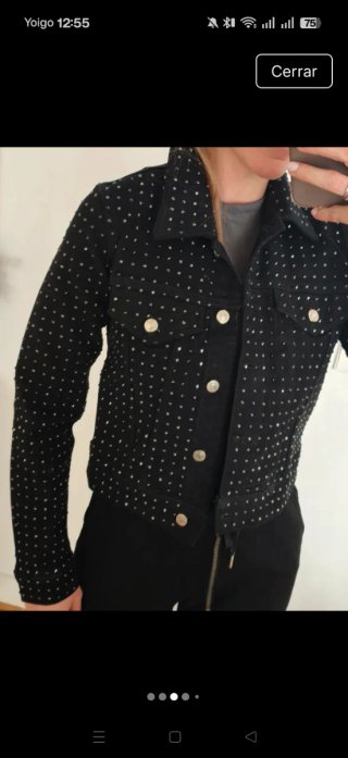 Chaqueta vaquera negra Mango tachuelas