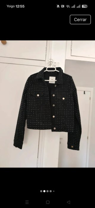 Chaqueta vaquera negra Mango tachuelas