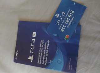 PlayStation 4 Pro + 4 Juegos