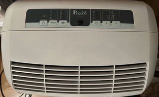 Aire Acondicionado Portátil DeLonghi Pinguino 8200