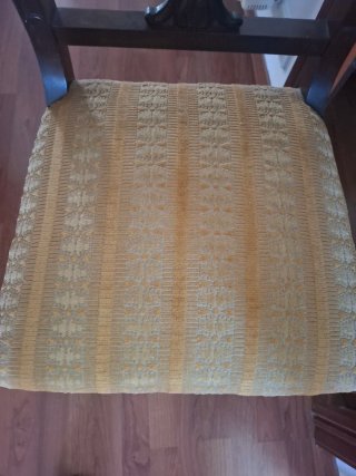 Sillas comedor clásicas madera y tela