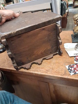 Especiero/Salero Antiguo de Madera