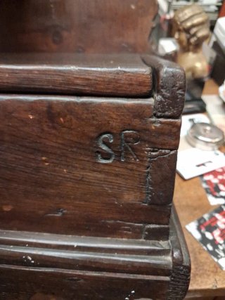 Especiero/Salero Antiguo de Madera