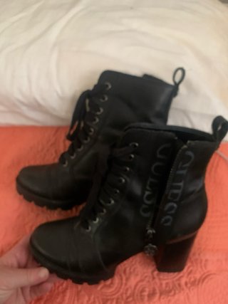 Botines Guess Negros Tacon Plataforma