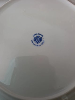 Vajilla Royal Kent (filo oro 24 klts). Ver fotos